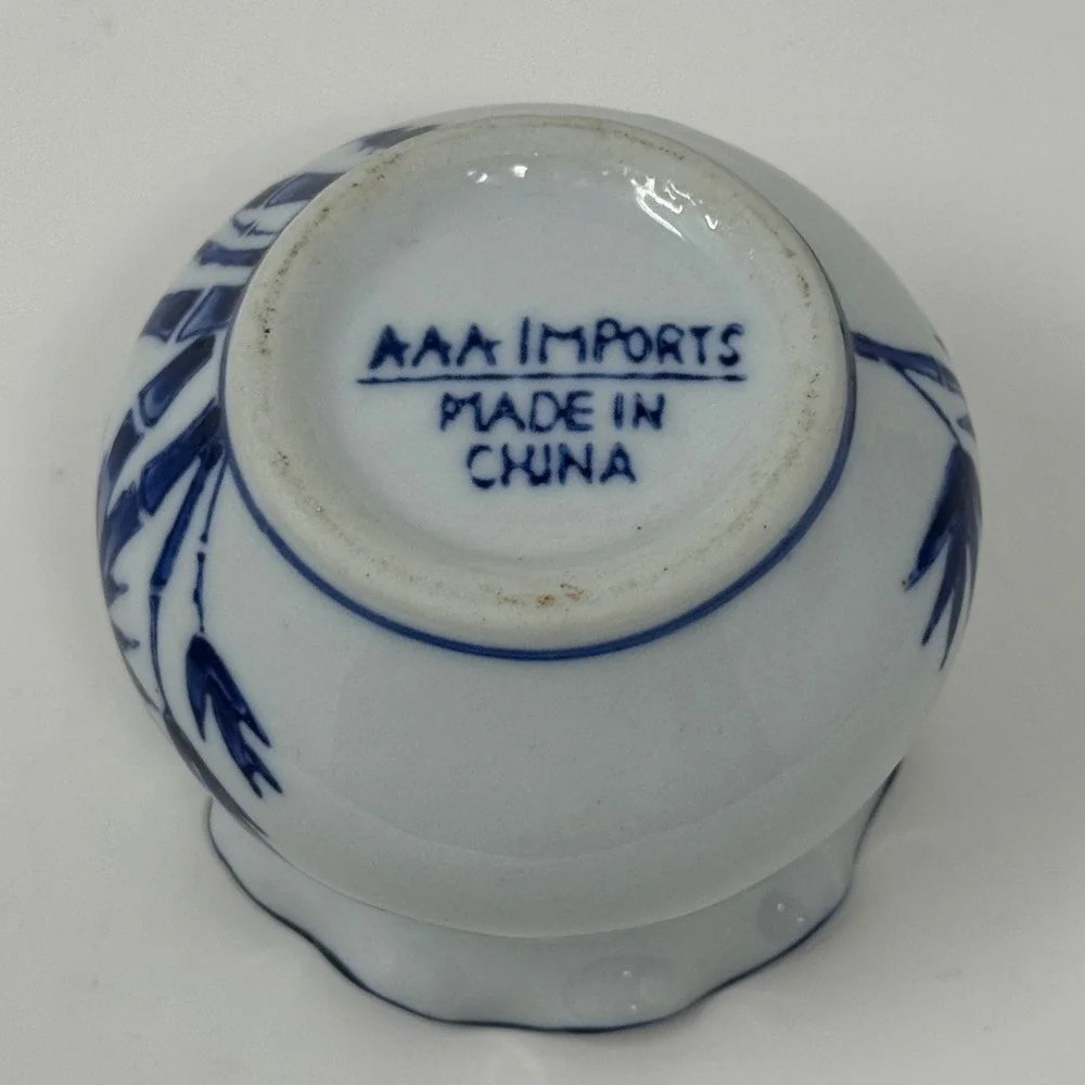 Vintage Blue & White Chinoiserie Bamboo Cachepot Planter Vase Scalloped Rim